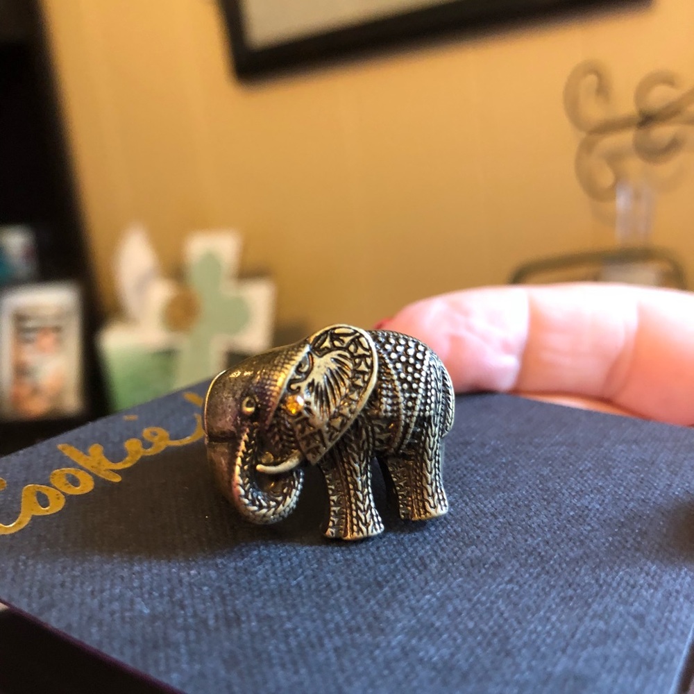 Stretch Elephant Ring, NWT Cookie Lee - Picture 3 of 4